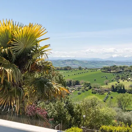 Eyes 3* Civitanova Marche