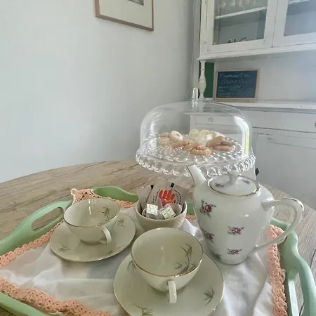 Eyes Bed & Breakfast 3*