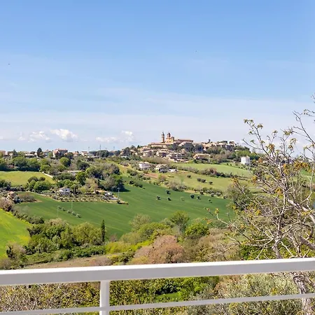 Bed & Breakfast Eyes